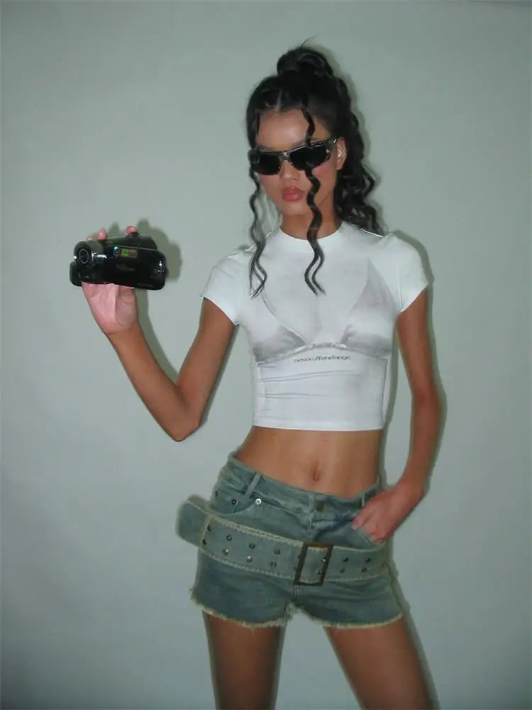 Retro Perspective Printed Slim Fit Short Sleeve T-shirt