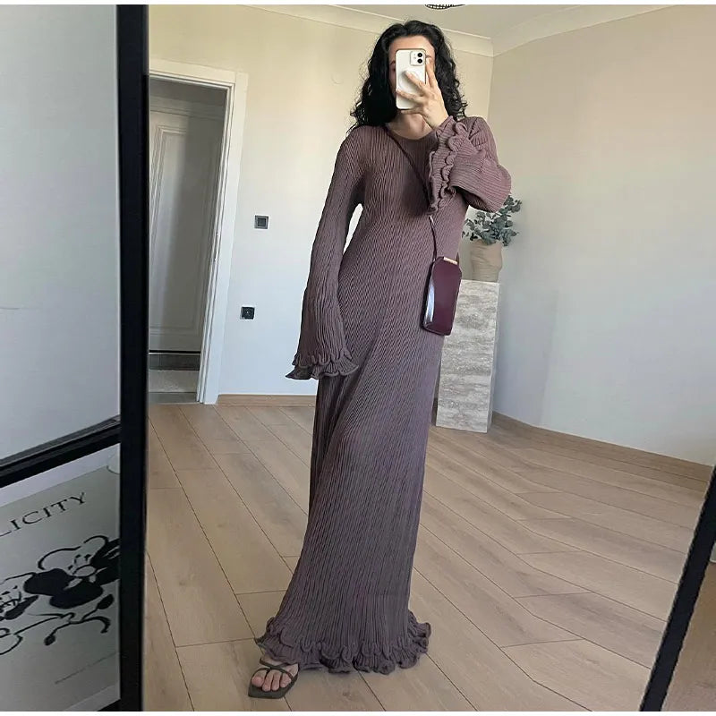 Elegant Ruffle Hem Knit White Long Dress